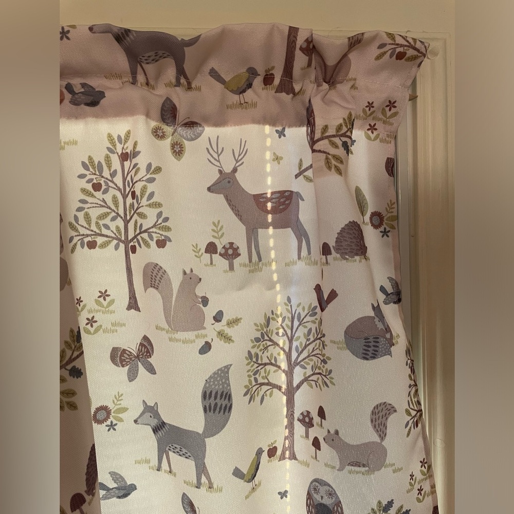 28x36 woodland animal curtains 🦌